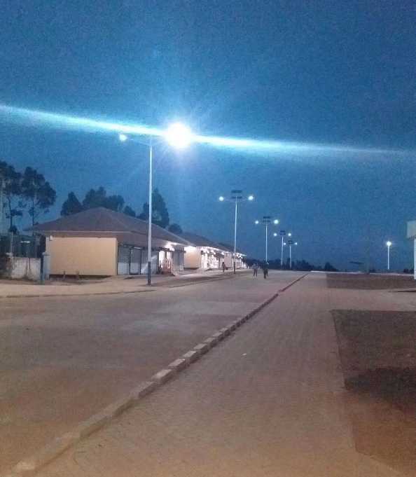 阿尔山市非洲科特迪瓦太阳能路灯工程
